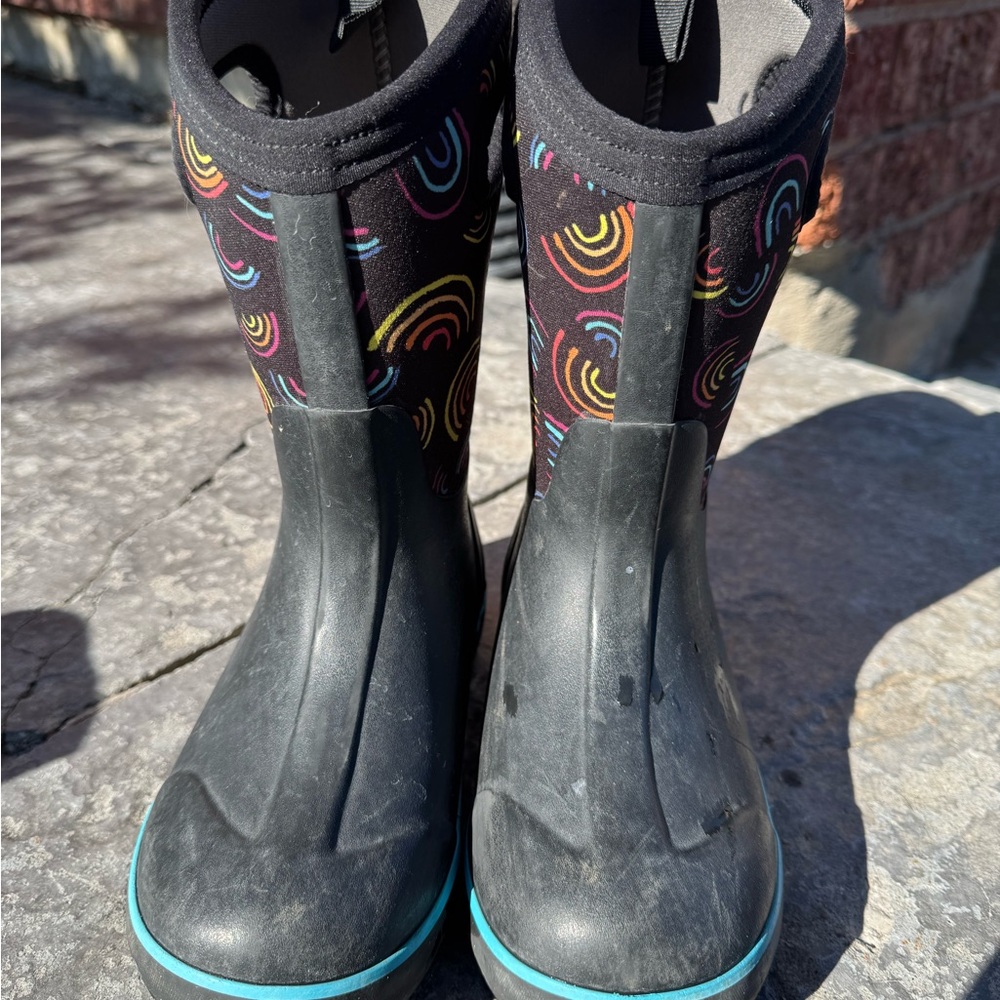 Kids unisex bogs size 1 winter boots